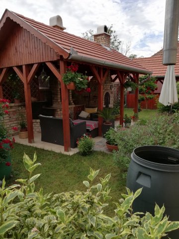 Lisztes Éva kertje 04